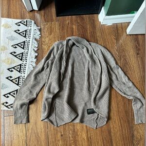 Excellent condition, I just never wear it